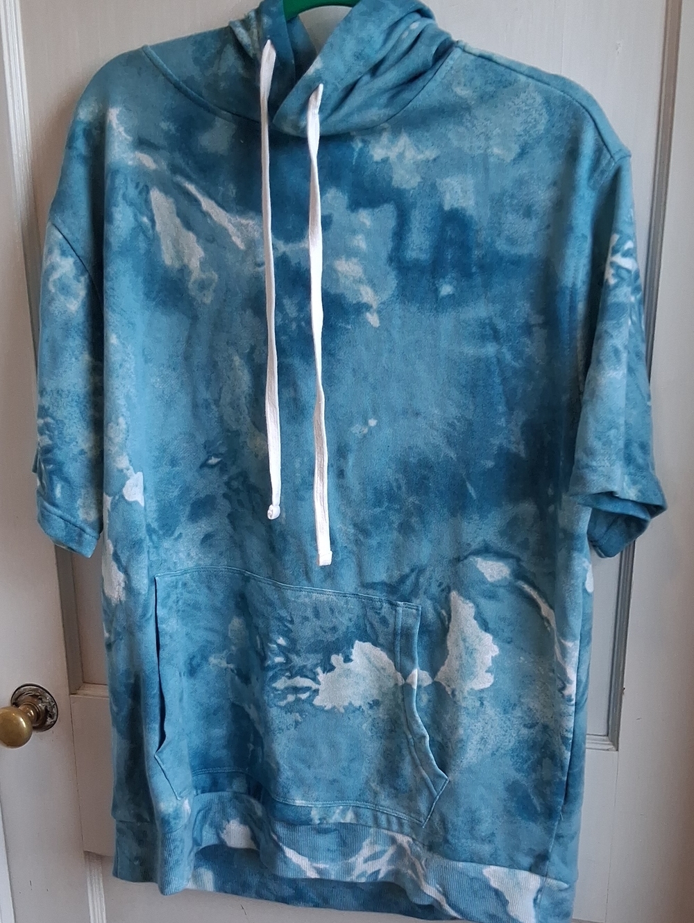 No Boundaries Light Blue Tie-Dye Pullover Hoodie